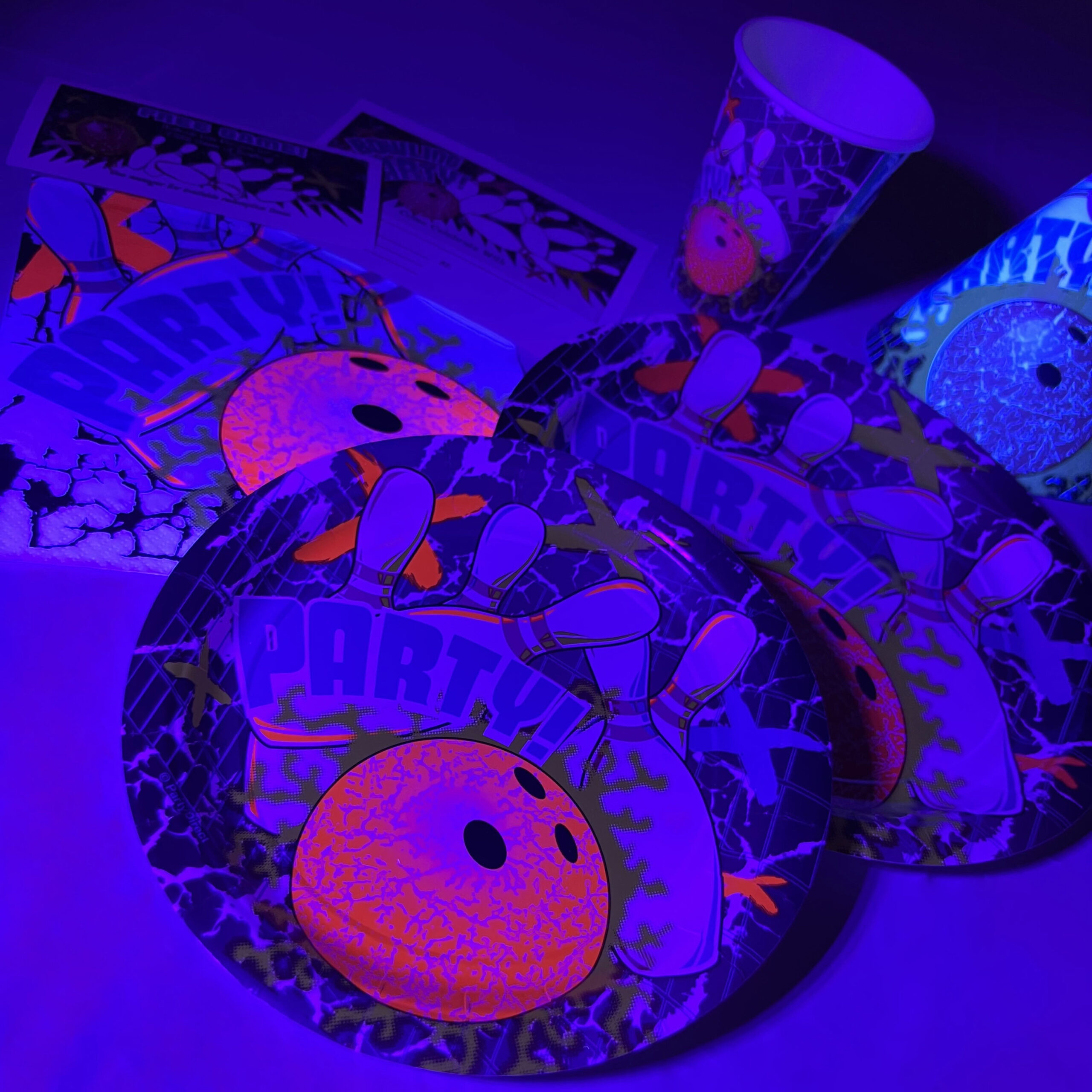 Cosmic Glow Bowling Deluxe Kit for 250 - Image 2